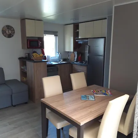 Κάμπινγκ Mobilhome Neuf Et Spacieux 6/8 Pers. *