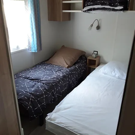 Mobilhome Neuf Et Spacieux 6/8 Pers. * Saint-Cyprien (Pyrenees-Orientales)