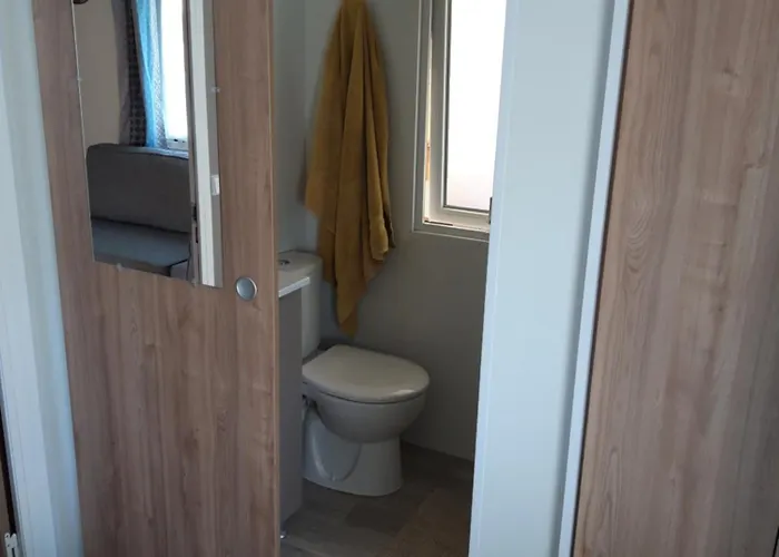 Κάμπινγκ Mobilhome Neuf Et Spacieux 6/8 Pers. Saint-Cyprien (Pyrenees-Orientales)