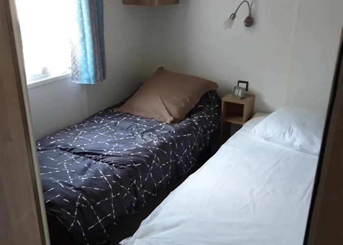 Mobilhome Neuf Et Spacieux 6/8 Pers. * Saint-Cyprien (Pyrenees-Orientales)